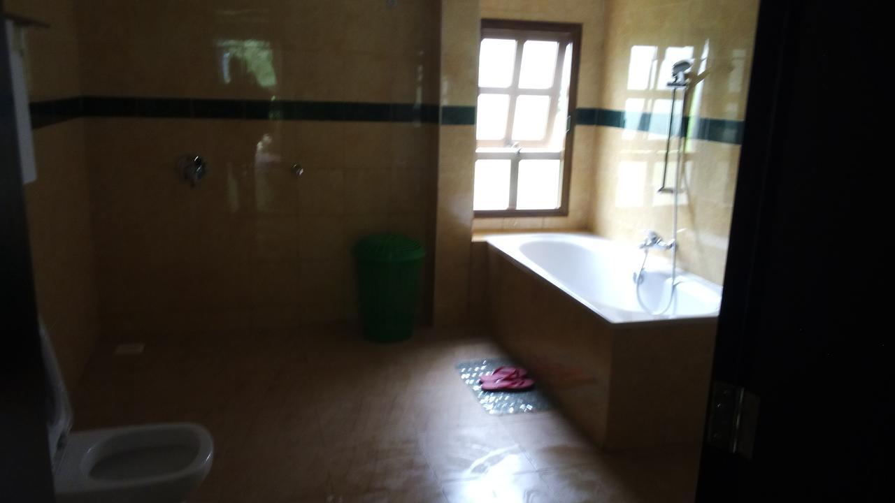 White Horse Inn Kabale Exterior photo