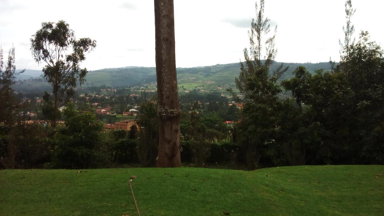 White Horse Inn Kabale Exterior photo