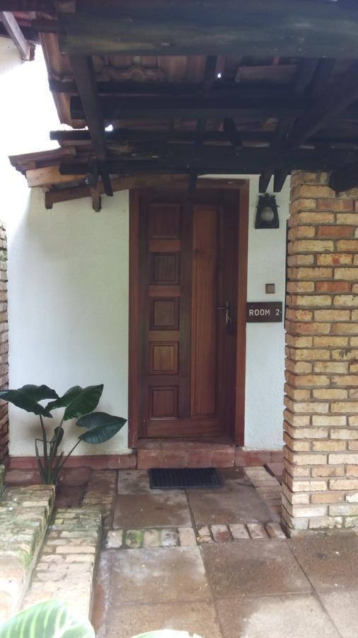 White Horse Inn Kabale Exterior photo